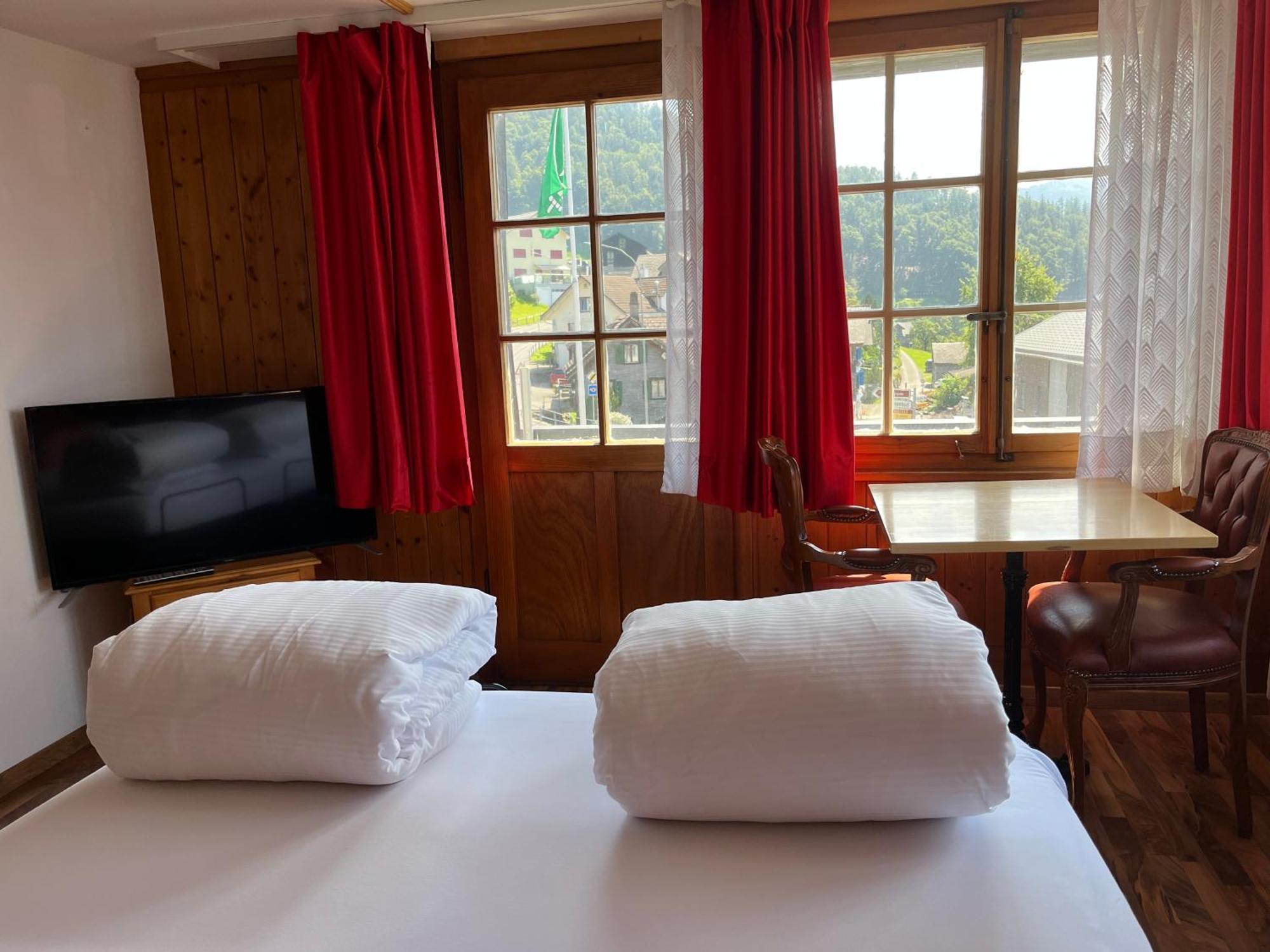 Hotel Schaefli Amden Esterno foto